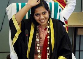 [미래에서 온 편지 38호] 세계 : 인도 케랄라주의 21세 여성 시장 아리얀